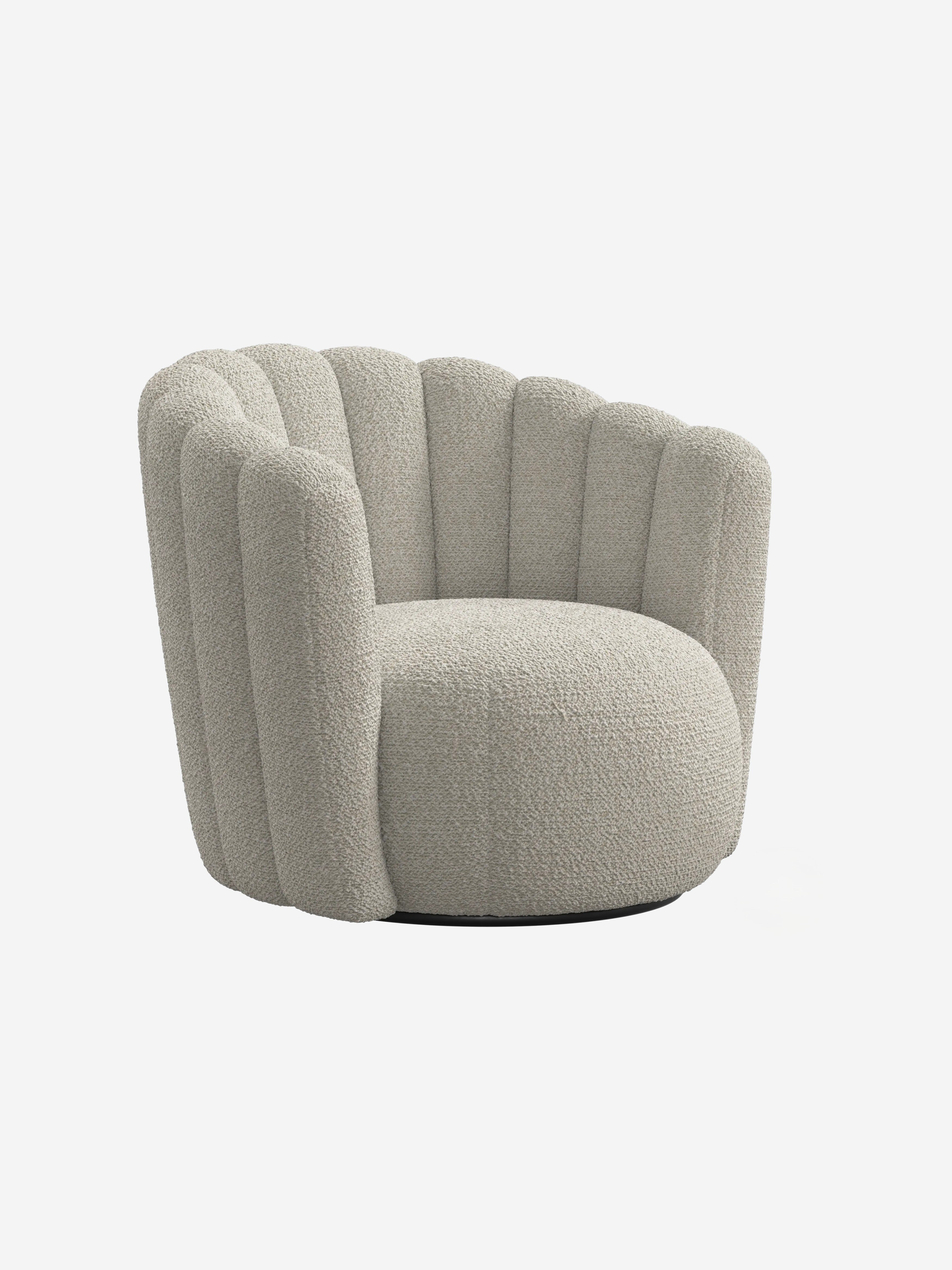 Sweet art swivel armchair