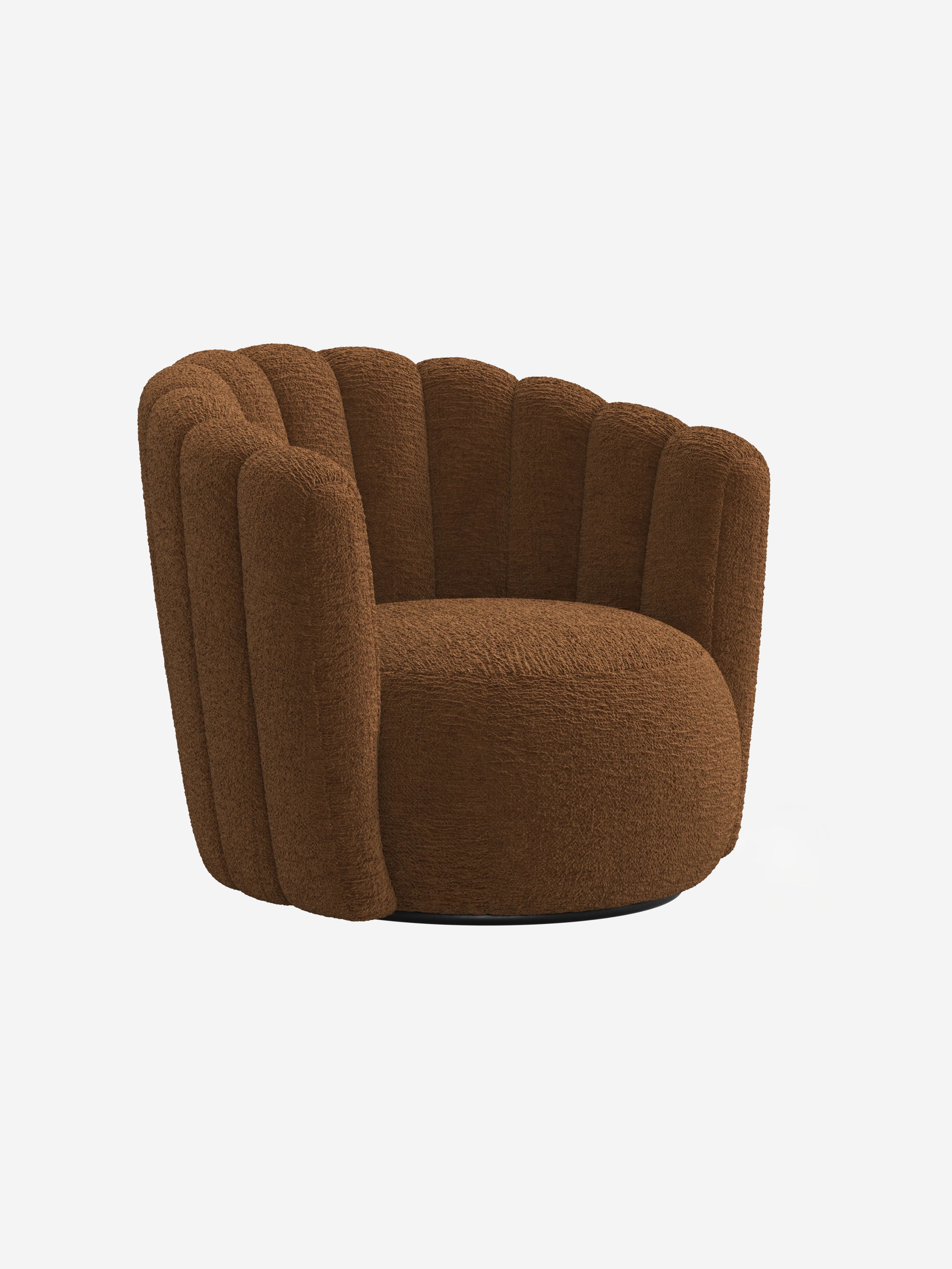 Sweet art swivel armchair