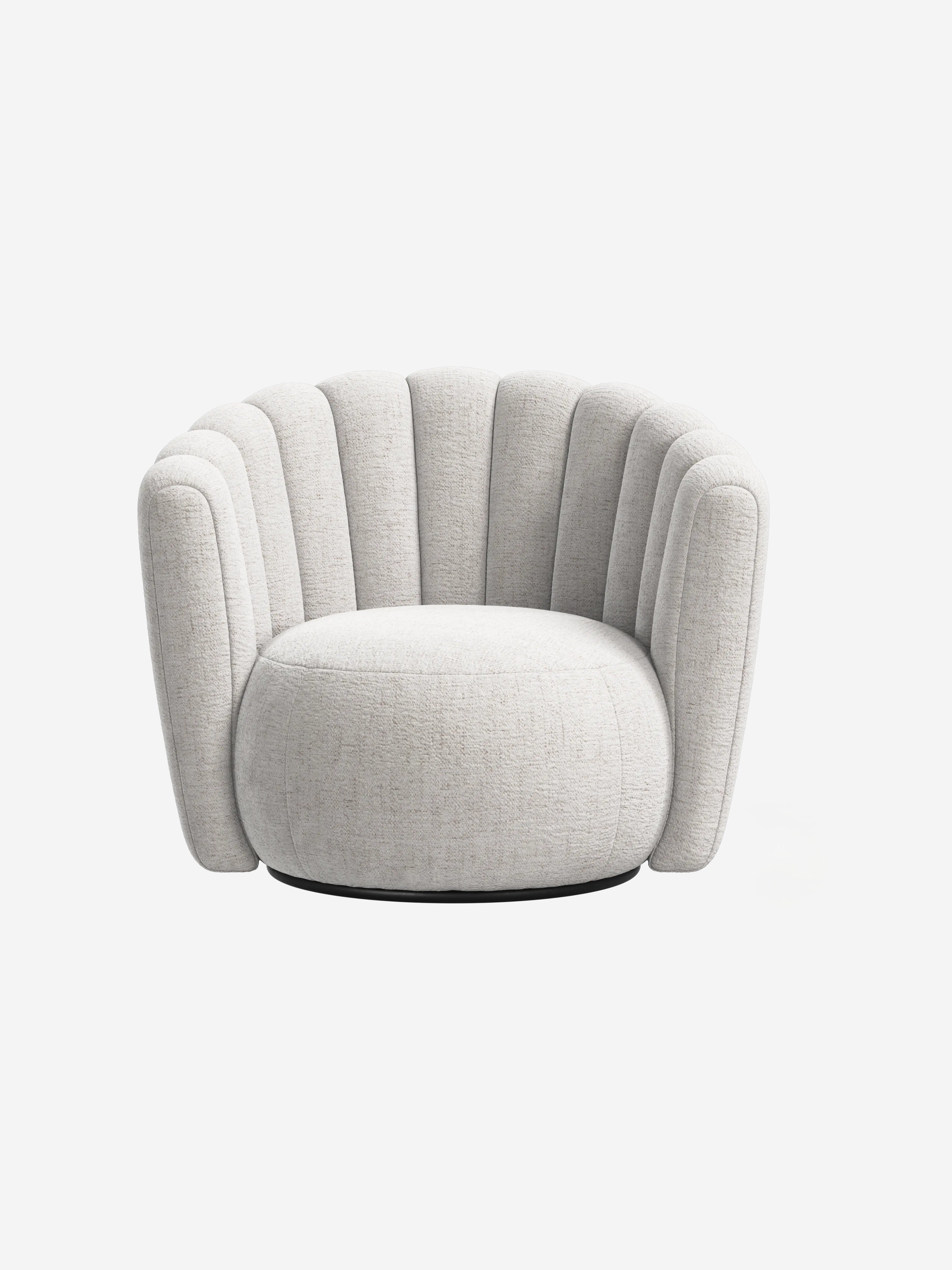 Sweet art swivel armchair