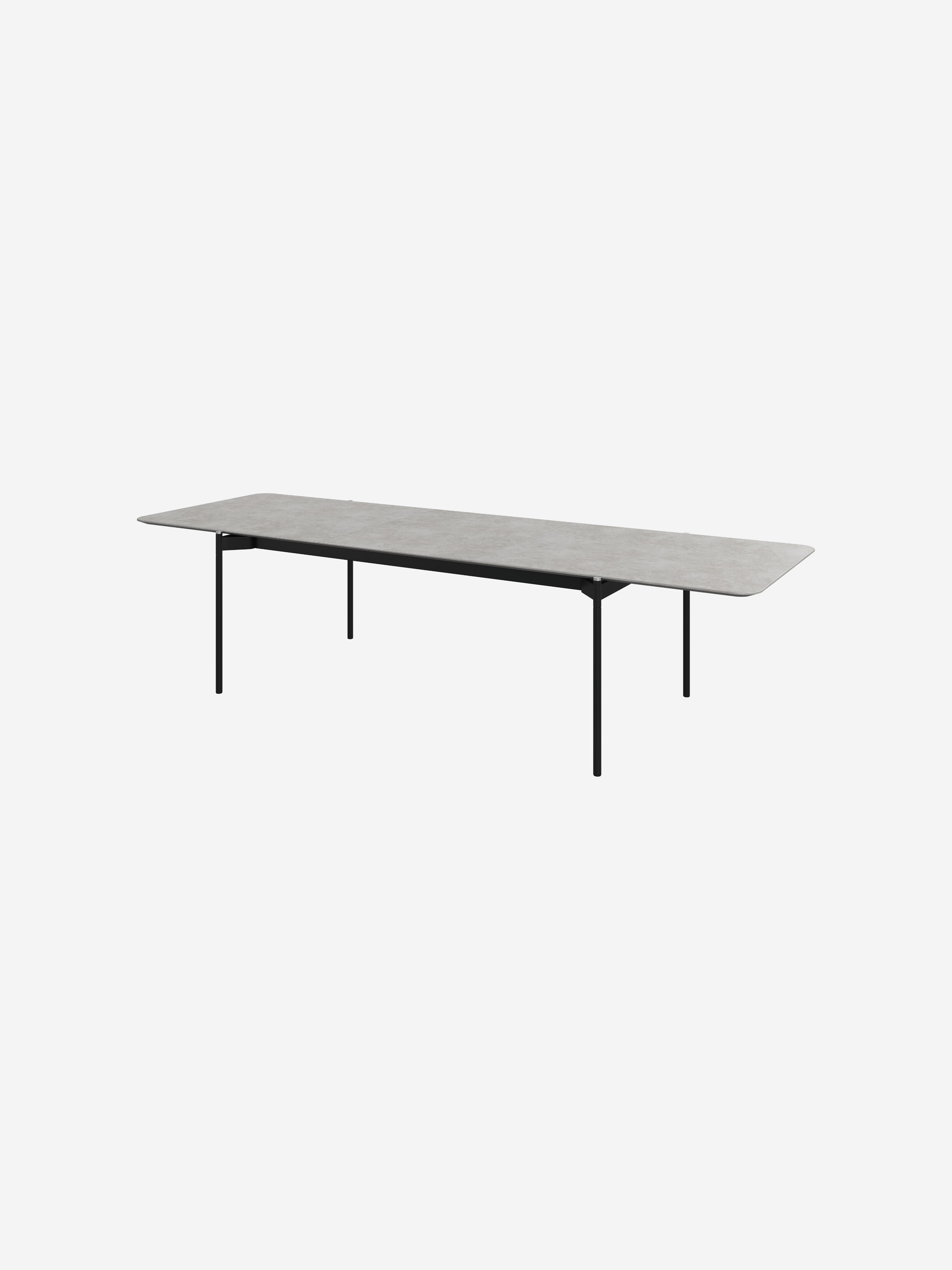 Augusta ext dining table