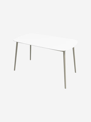 Kingston dining table