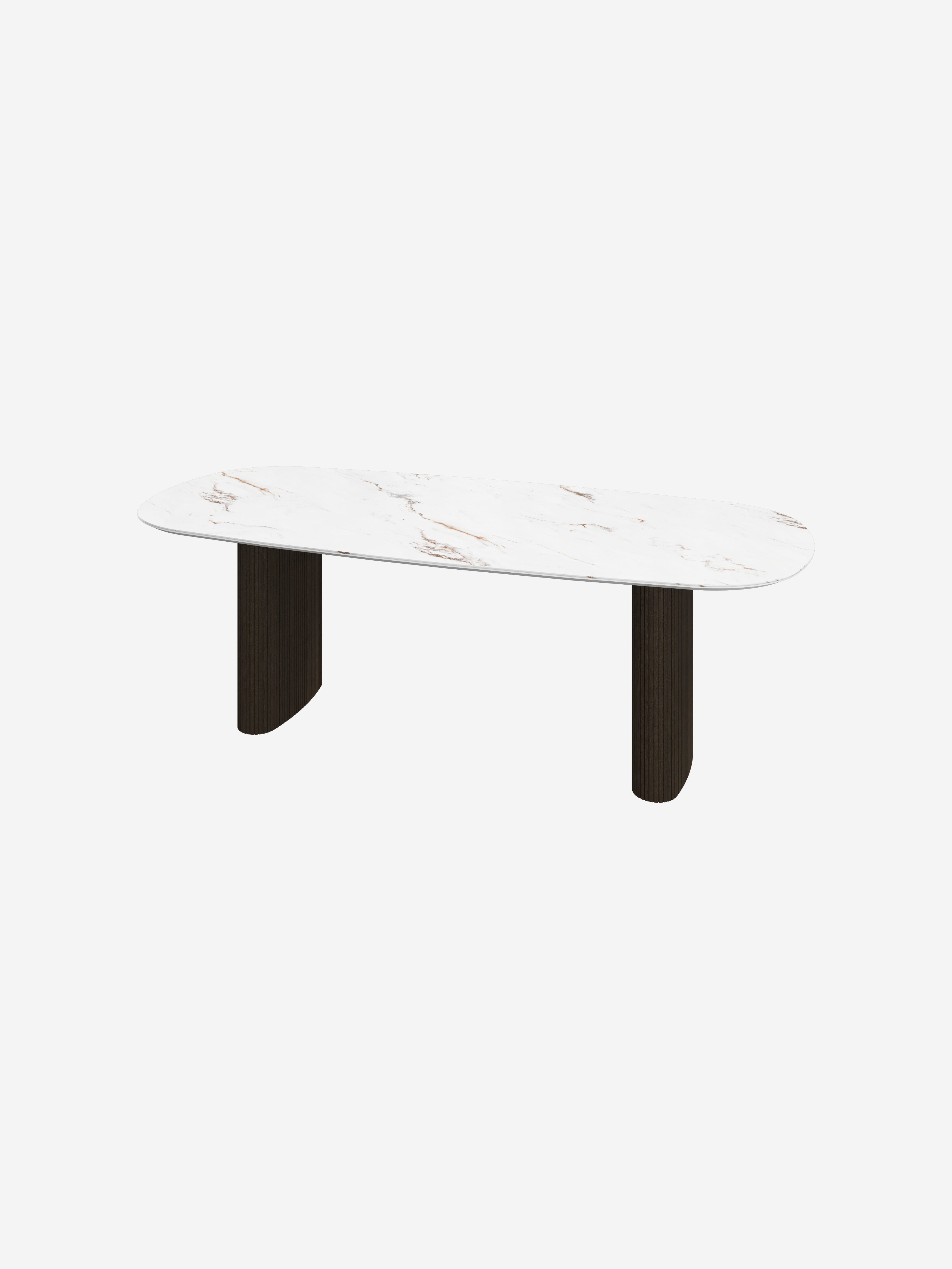Santiago dining table