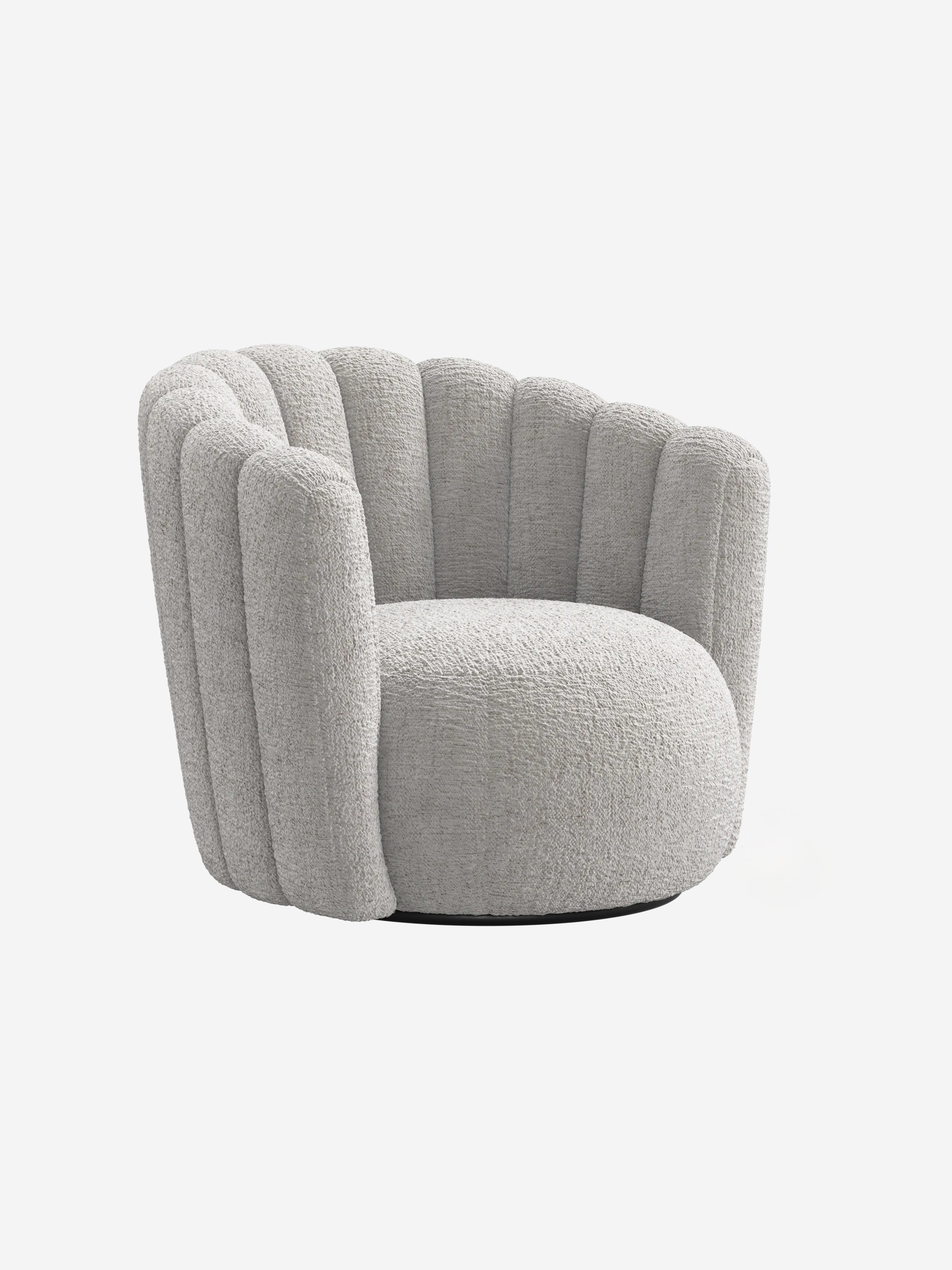 Sweet art swivel armchair