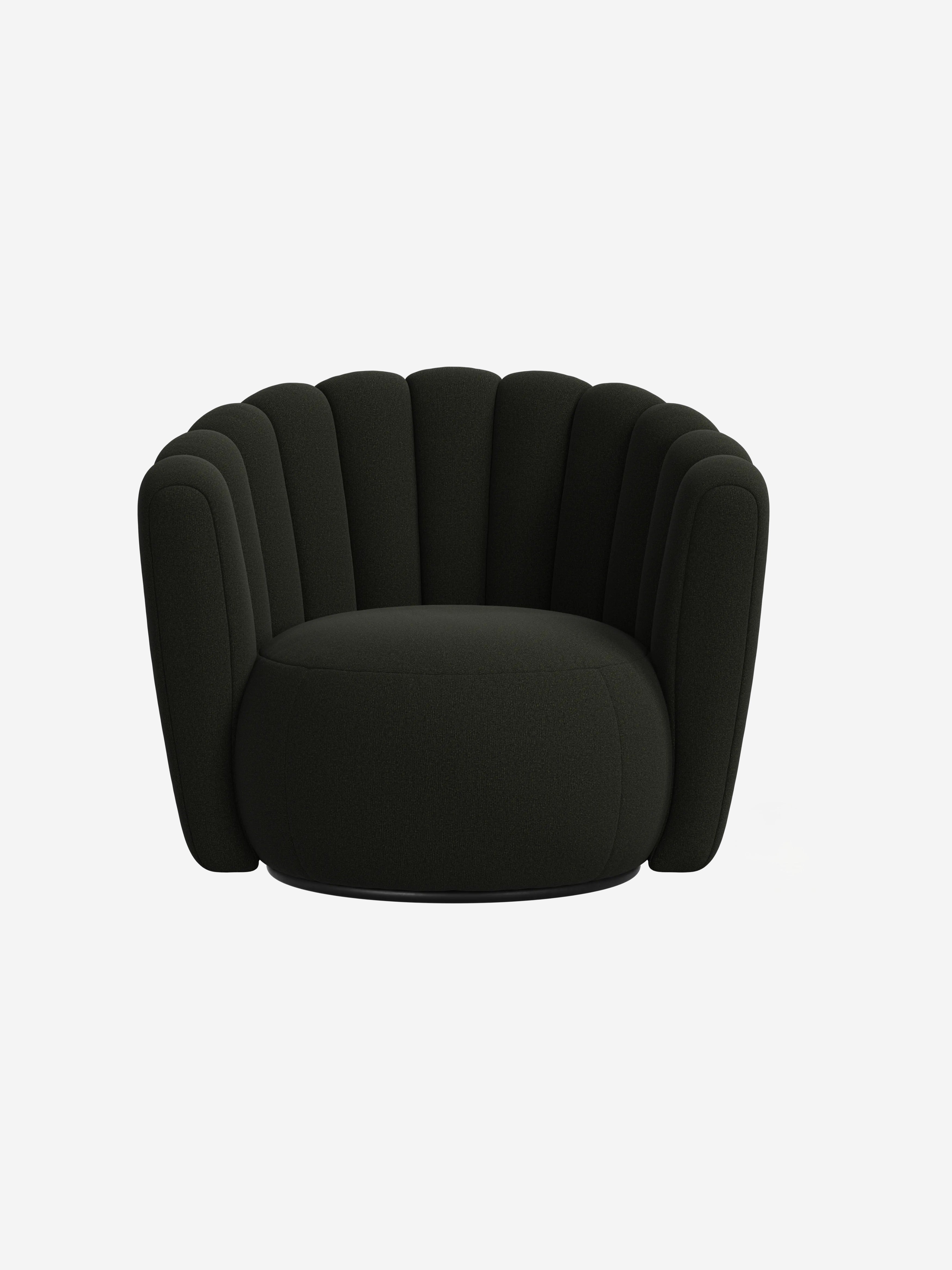 Sweet art swivel armchair